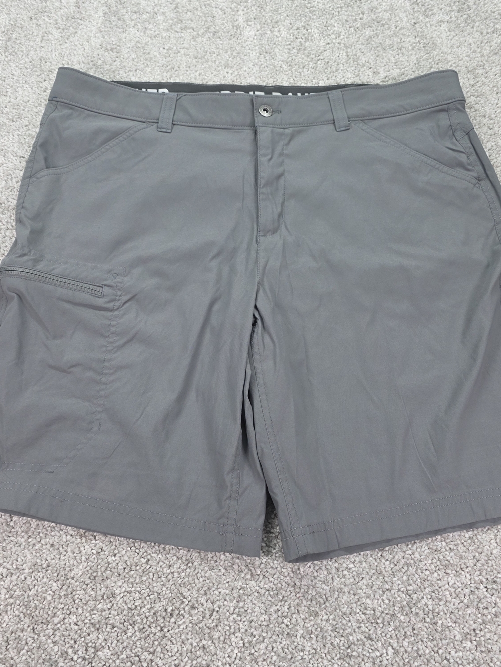 Eddie Bauer Rainier Shorts Mens 40 Gray 10" Inseam Hybrid Chino Performance NWOT